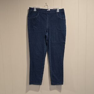 Stylish Dark Blue Women's Cropped Jeans